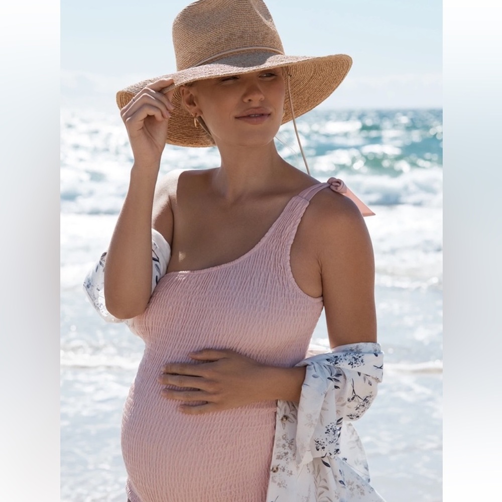 NWOT Pink One Shoulder Maternity Swimsuit